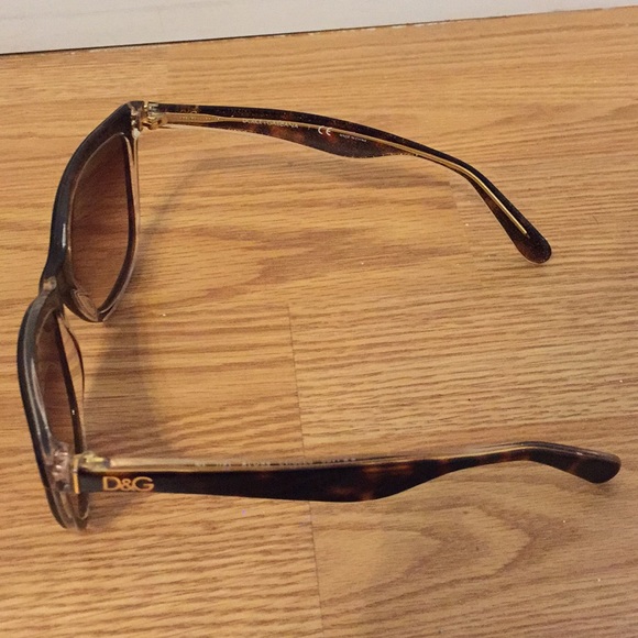 D&G tortoise shell cat-eye sunglasses - Picture 5 of 8